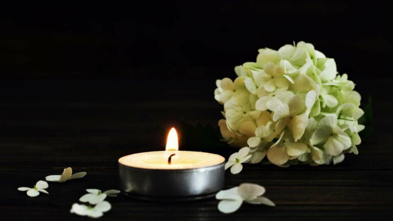 Entierro o incineración: diferencias y cómo elegir